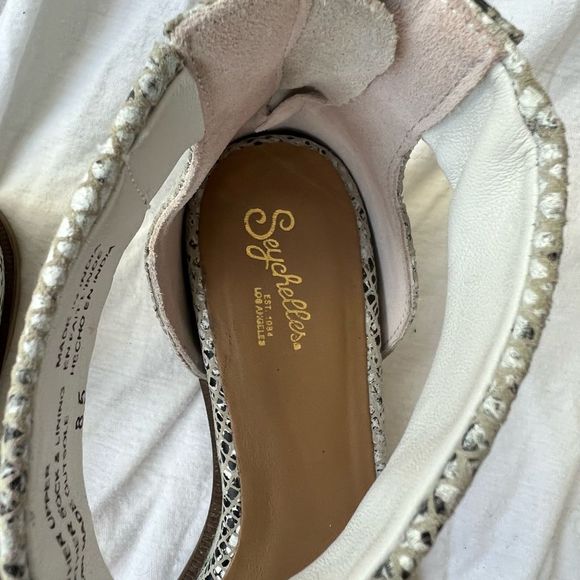 New 💖Seychelles Leather Snake Print Ankle Strap Lofty Sandals - 8.5 - Picture 8 of 12